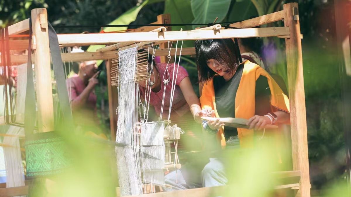 西雙版納國家級(jí)非物質(zhì)文化遺產(chǎn)傣族織錦技藝