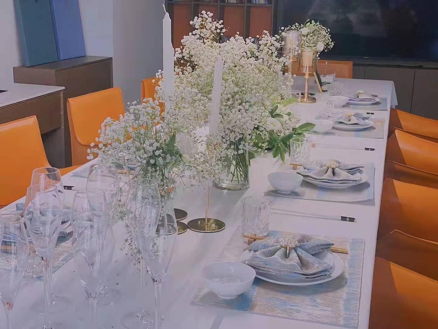西雙版納特色餐廳推薦：西雙版納告莊·野有蔓草美食藝術餐廳！